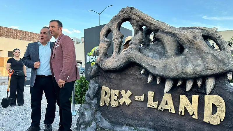 Rex Land Laguna | Colocan primera piedra
